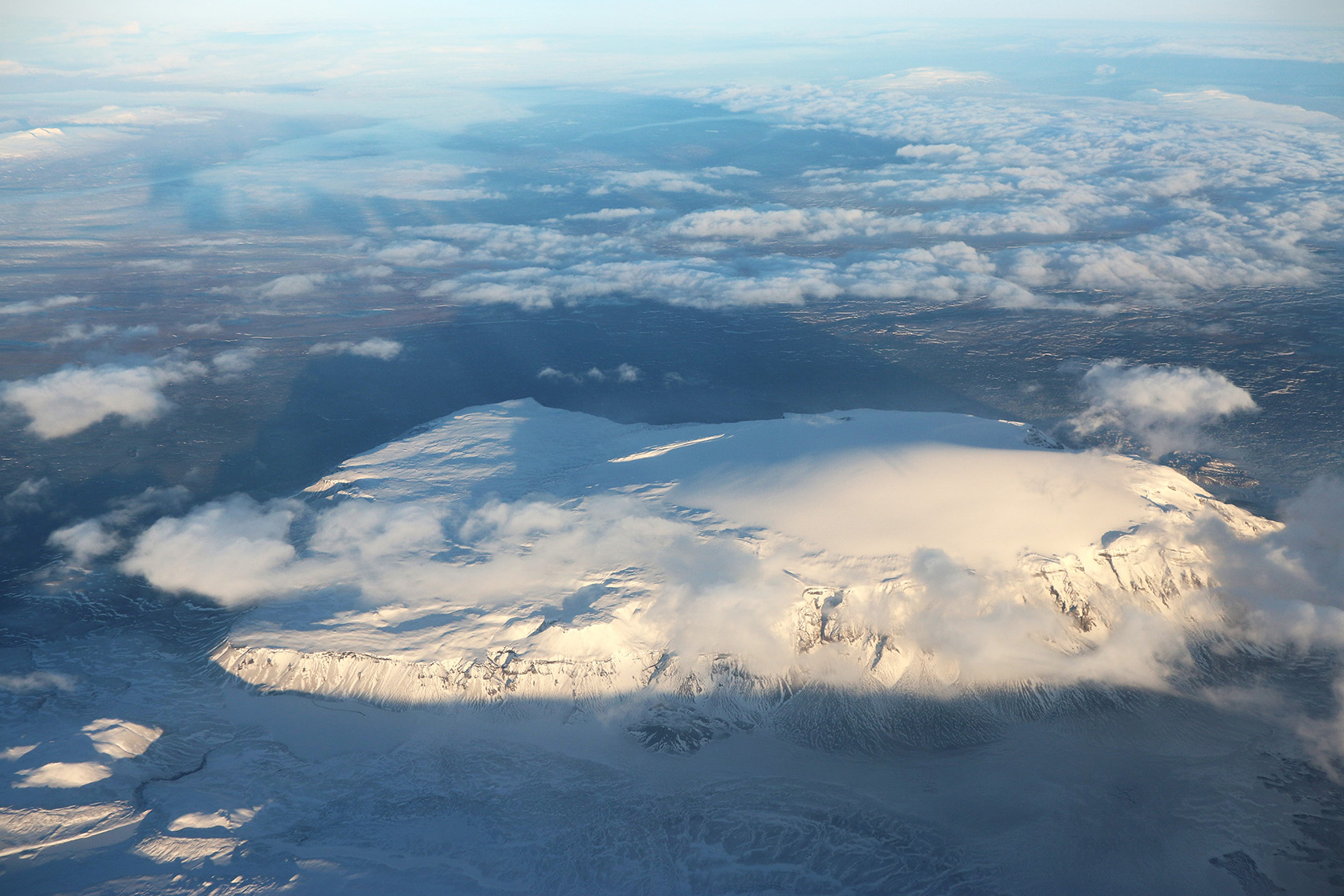 Eiríksjökull úr lofti. Mynd: Helgi Guðmundsson