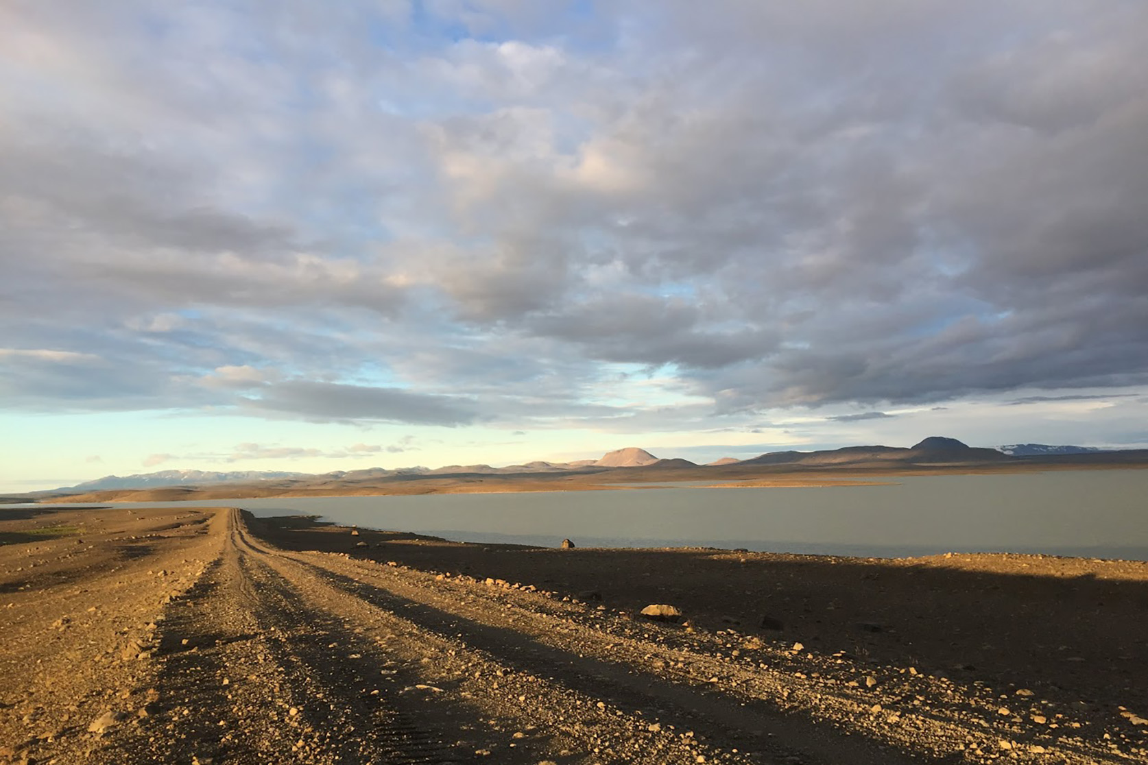 Miðlunarlón á Sprengisandi. Mynd: Helga Aradóttir
